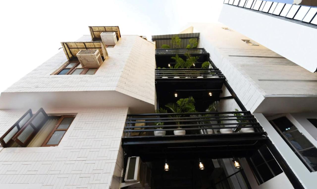 Gracious By Vishesh Hotels & Home Stay New Delhi Exterior photo